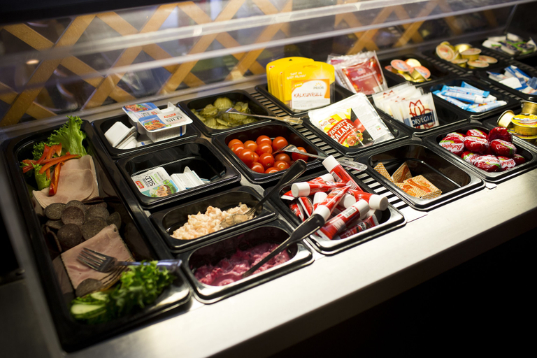 Food & Drinks 4, Motell Nor-Kro, Nes