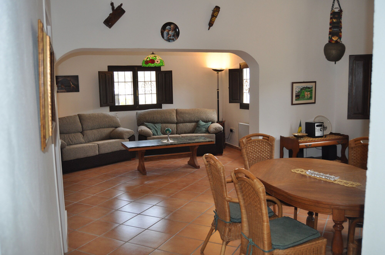 Others 5, Casa Waldoria, Almería