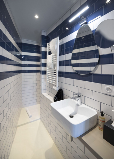 Bathroom 5, Hôtel L'Eautel Toulon Port, Var