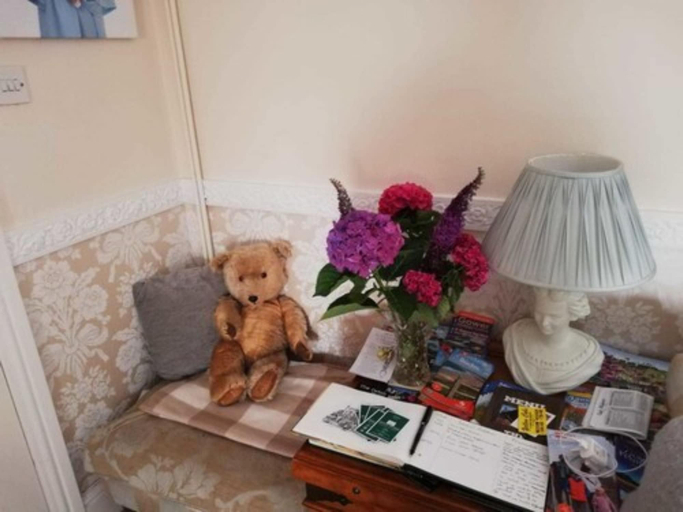Bedroom 3, Myrtle Cottage Vacation Rooms, Swansea