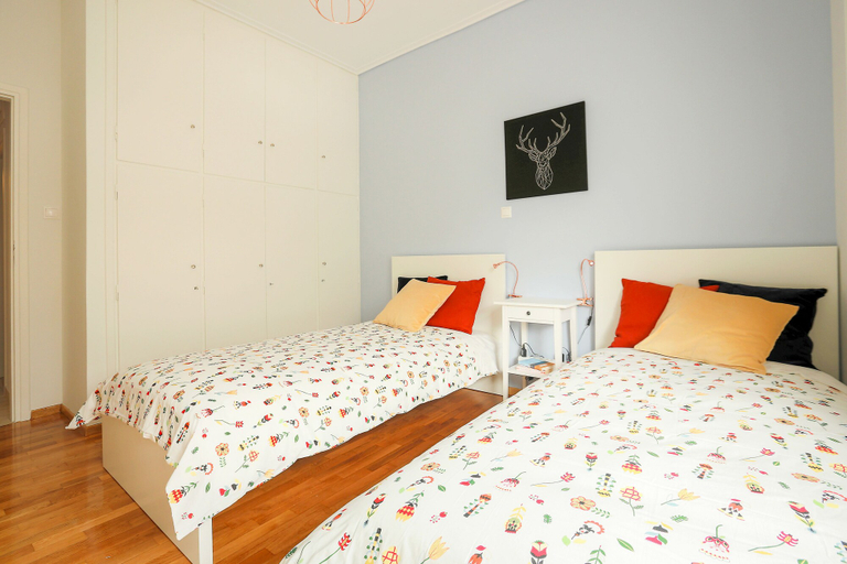 Bedroom 2, Cosy & Bright 2 Bedroom Apartment in Koukaki, Attica