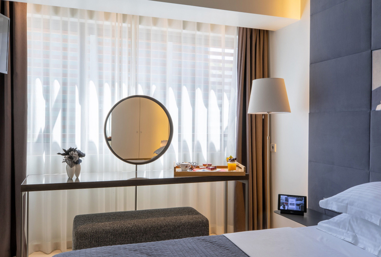 Bedroom 3, Brasil Suites Boutique Hotel, Attica