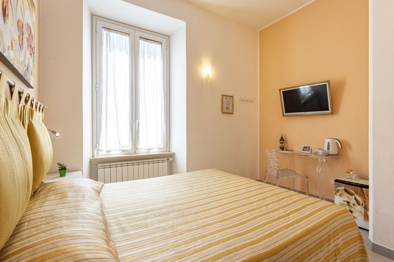 Bedroom 4, Merulana Suite 2, Rome