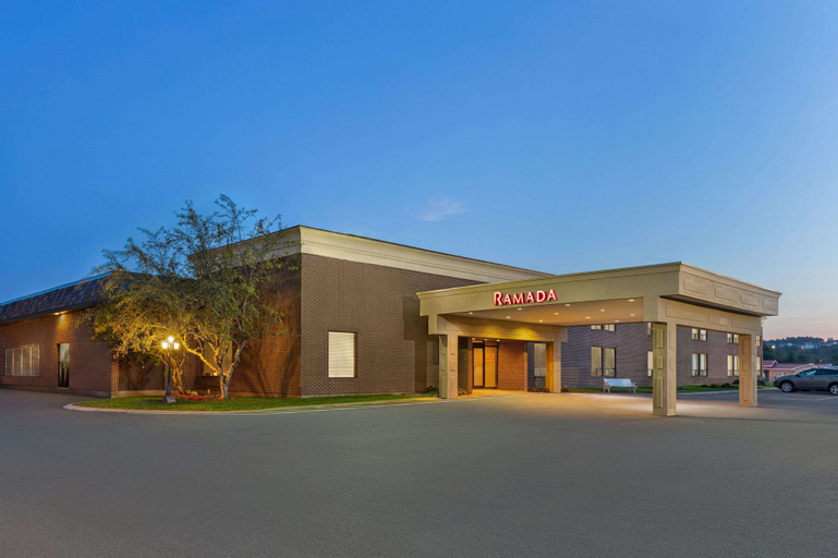 Ramada by Wyndham Fredericton, York