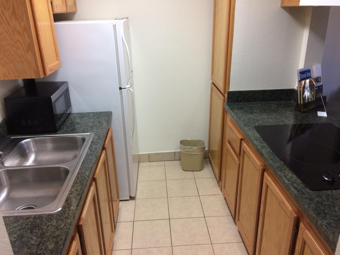 Others 4, Travel Inn & Suites, Cass