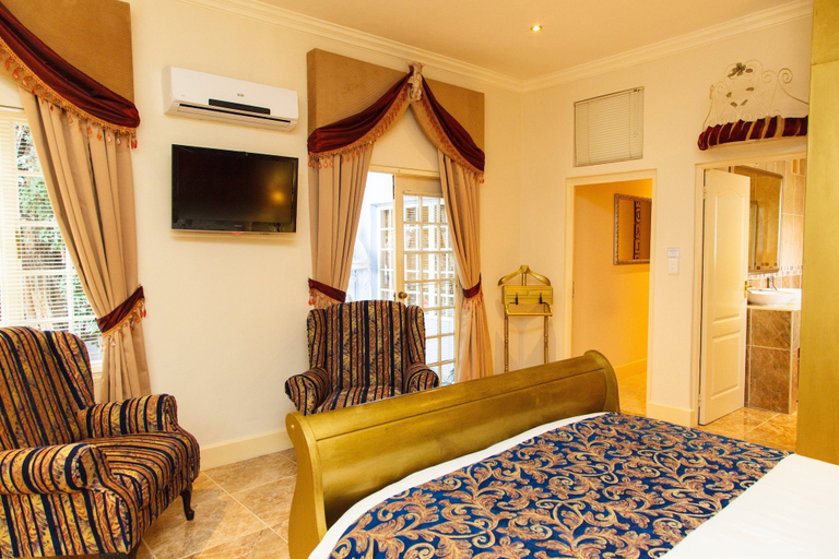 Bedroom 4, The Angels Place Boutique Hotel, City of Tshwane