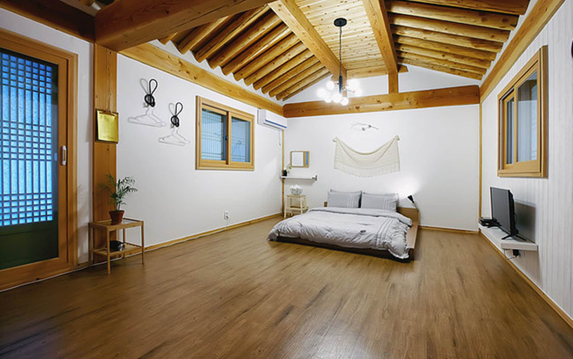 Bedroom 2, Gyeongju N Hanok Pension, Gyeongju