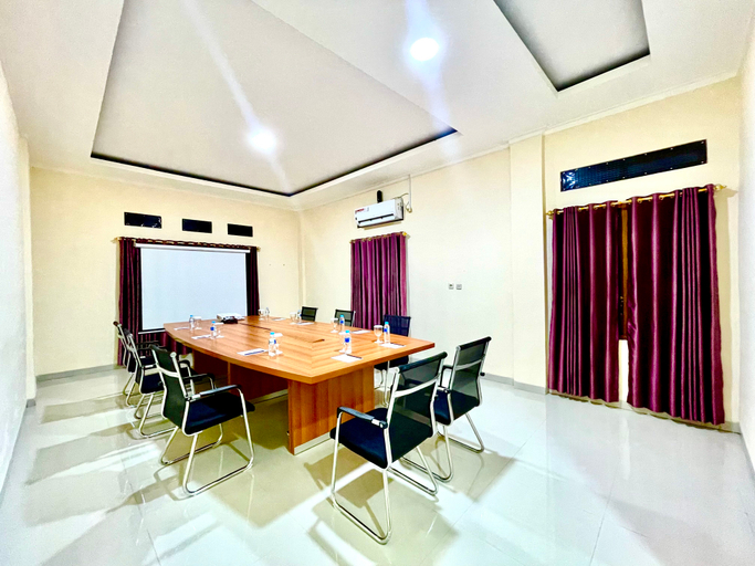 Business Facilities 4, Elohim Budget Hotel Sentani Papua, Jayapura