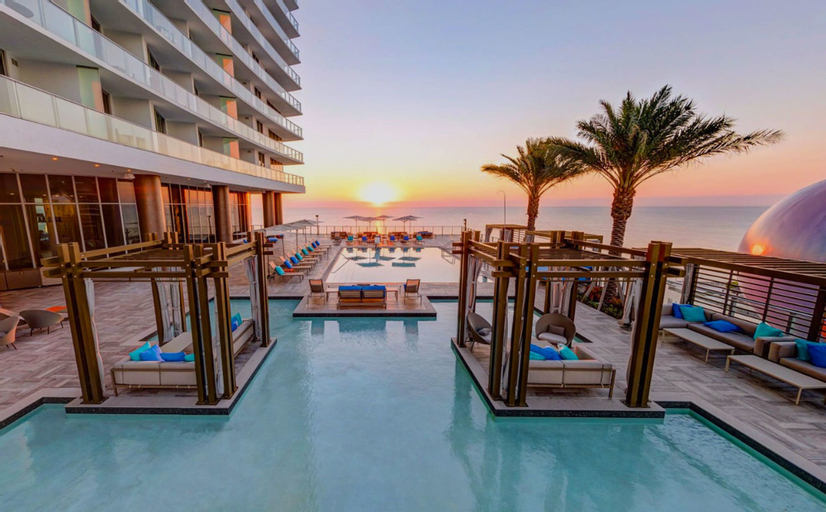 Lyfe Beach Resort, Broward