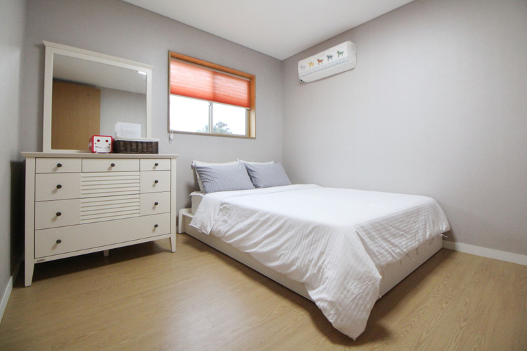 Bedroom 3, Jeju Herb Pension Oz, Seogwipo