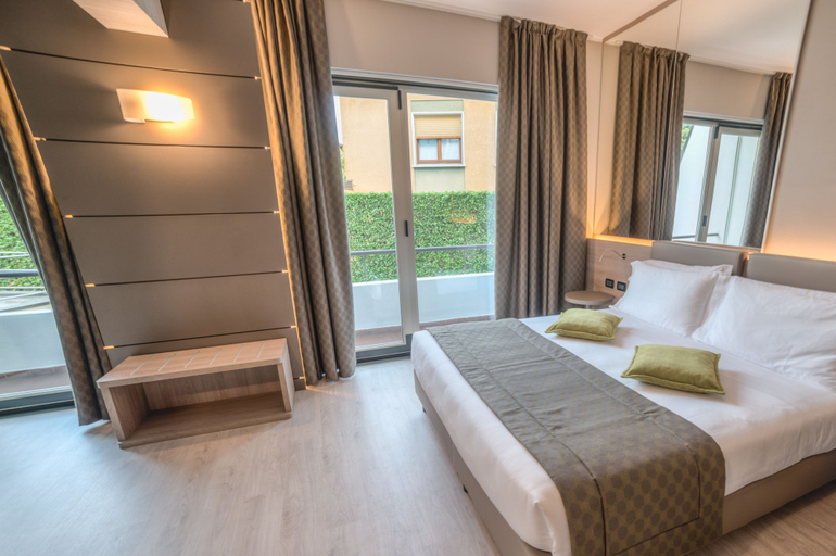 Bedroom 3, Cardano Hotel Malpensa, Varese