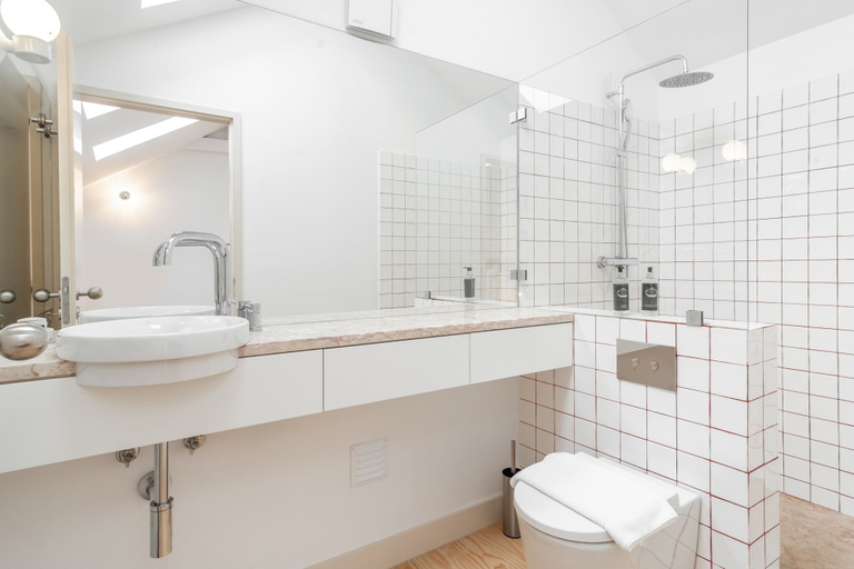 Bathroom 4, Fs Boutique Downtown, Lisbon