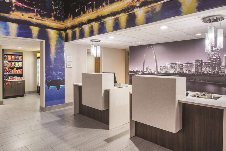 Food & Drinks 5, La Quinta Inn & Suites by Wyndham Festus - St. Louis South, Jefferson