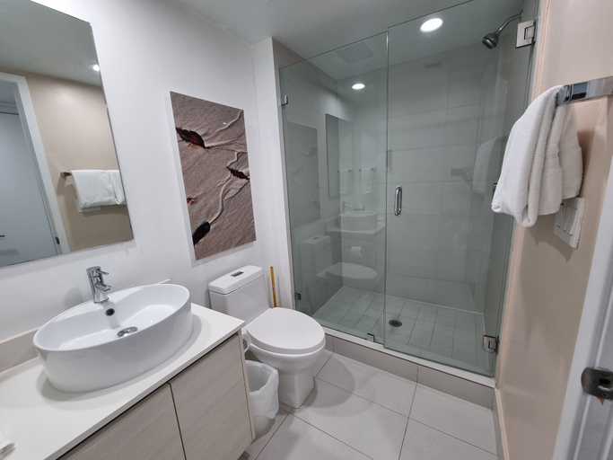 Bathroom 3, BW Luxury Suites, Broward