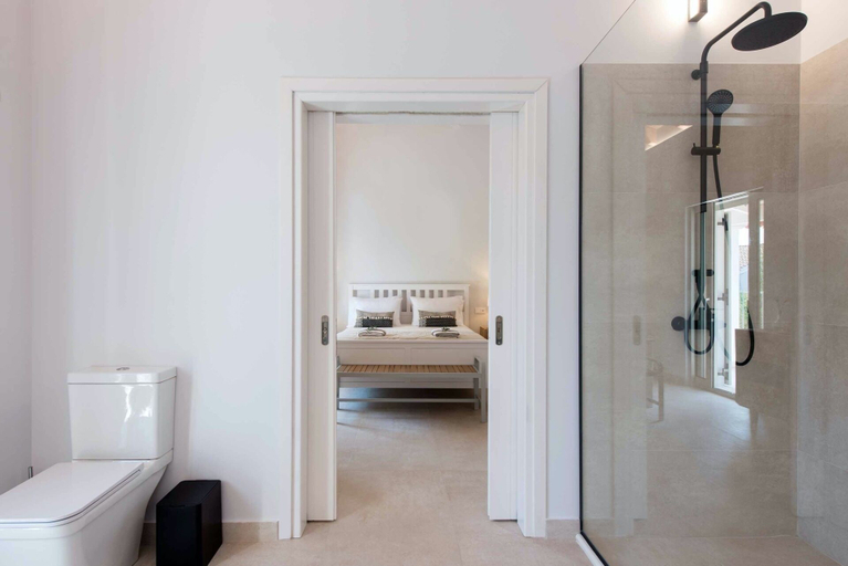 Bathroom 4, Villa Helonaki, Ionian Islands