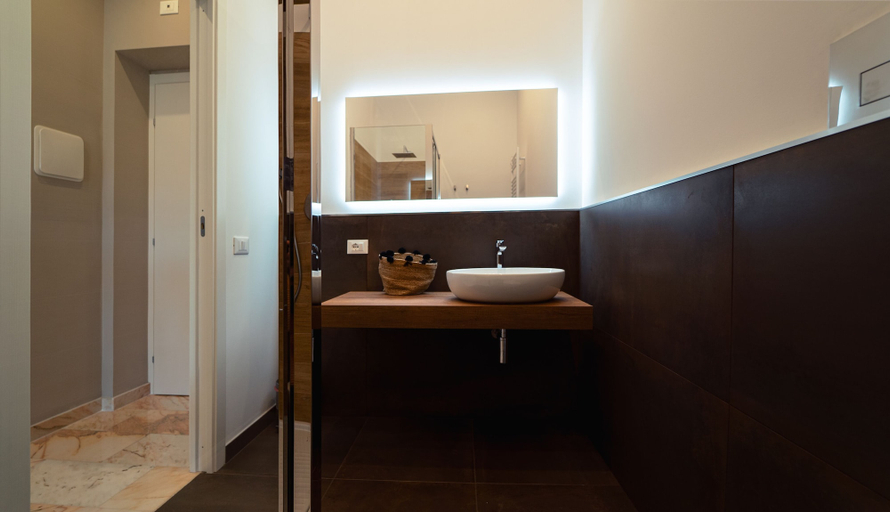 Bathroom 5, Zefiro Suites, Palermo