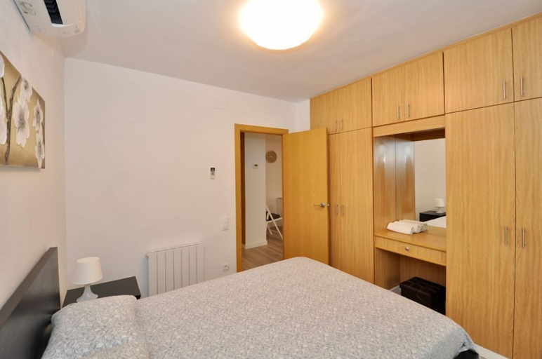 Bedroom 3, Bonsol Lloretholiday, Girona