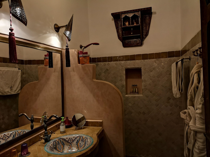 Bathroom 5, Riad Charme d'Orient - Adults Only, Marrakech
