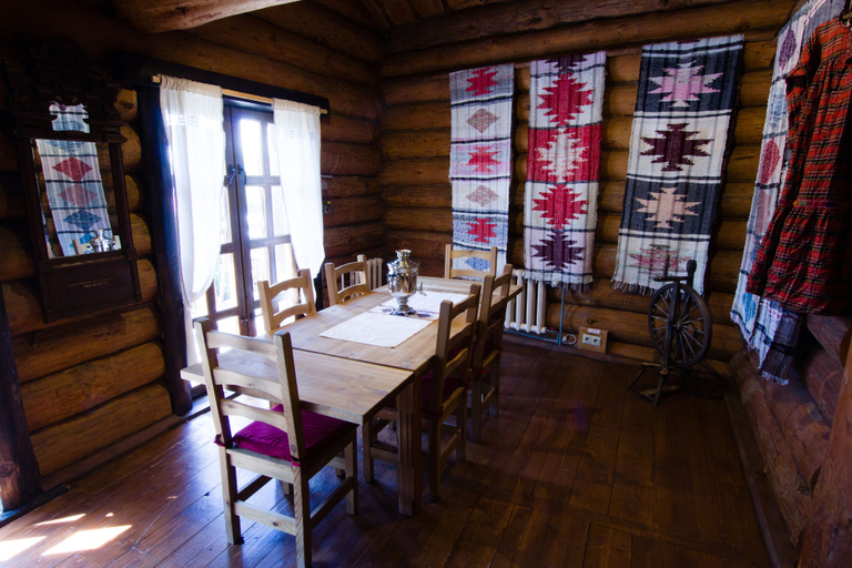 Food & Drinks 5, Ethnocomplex Bobrovaya Dolina, Zav'yalovskiy rayon