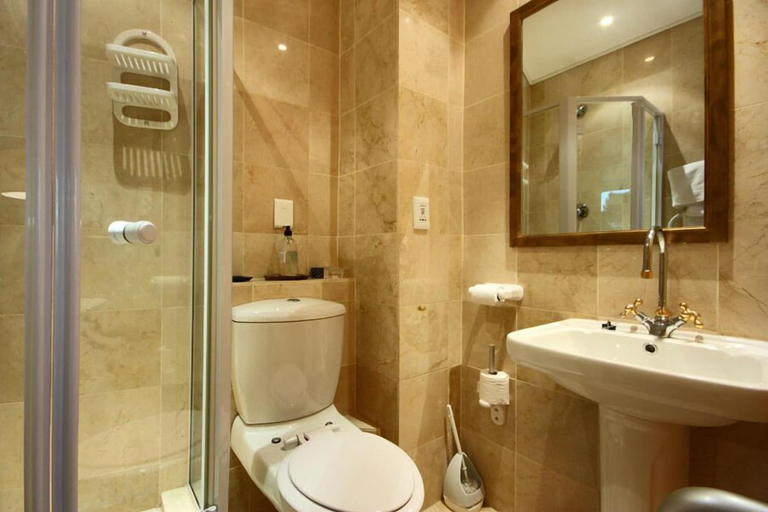 Bathroom 4, Balfour Place, City of Cape Town