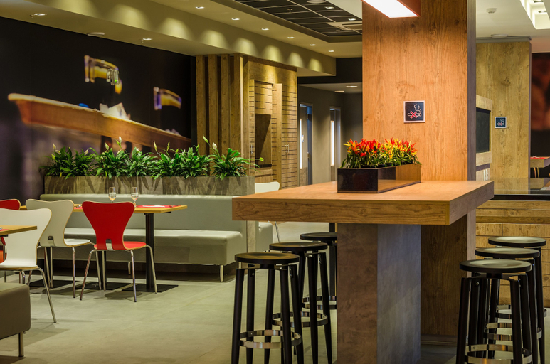 Food & Drinks 5, ibis Porto Alegre Assis Brasil, Porto Alegre