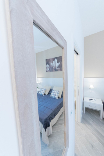 Bedroom 4, Vantaggio Suites, Rome
