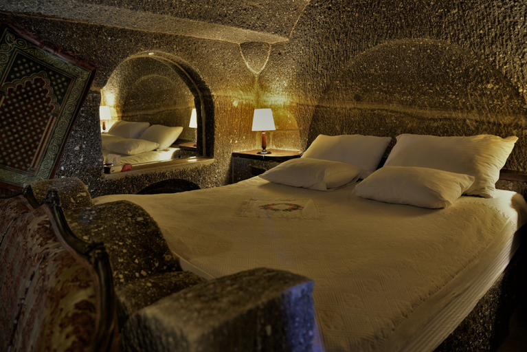 Bedroom 3, Grand Cave Suites, Nevşehir