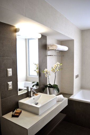 Bathroom 4, Aku Hotels, Lima