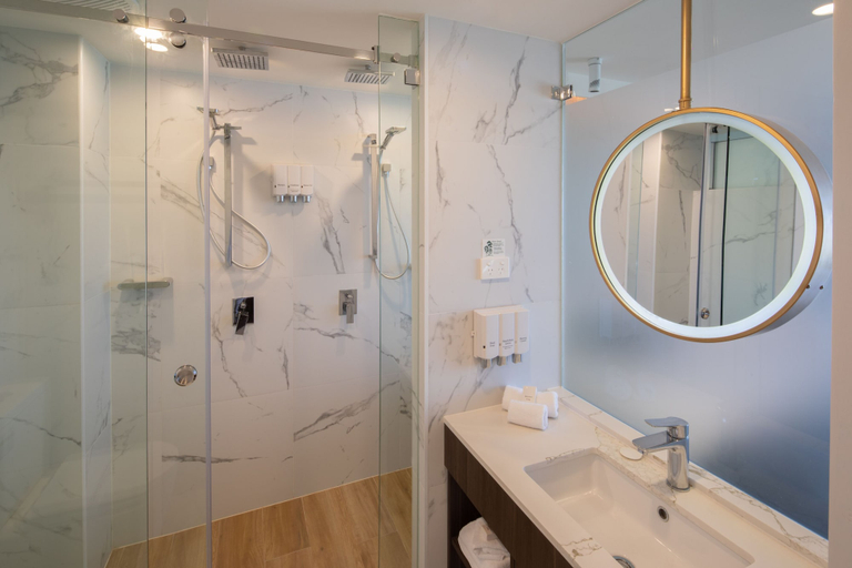 Bathroom 4, Ocean Front at The Entrance, Wyong - South and West
