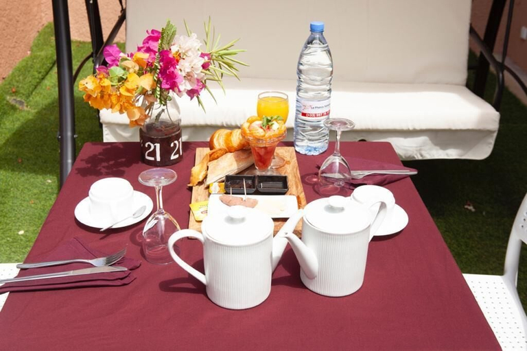 Food & Drinks, Phenix Somone, Mbour