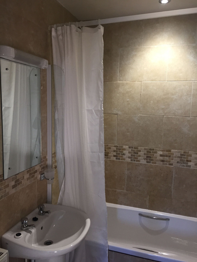 Bathroom 4, The Waterfront Inn, Devon