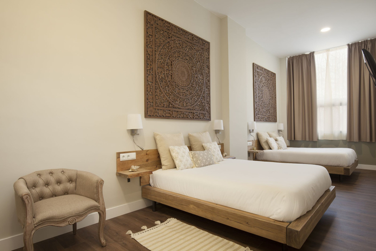 Bedroom 4, Hotel Radha, Barcelona