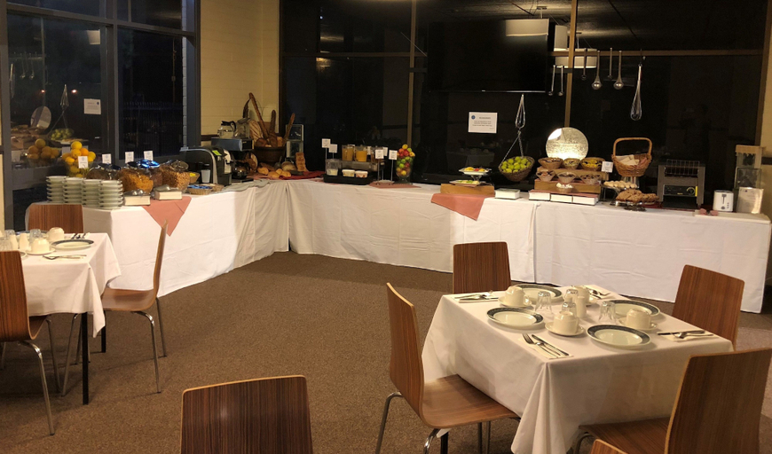 Food & Drinks 5, Opal Inn Hotel Motel, Coober Pedy