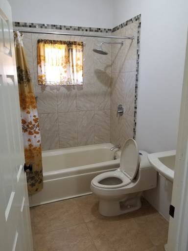 Bathroom 4, BLS Wellness Guest House
