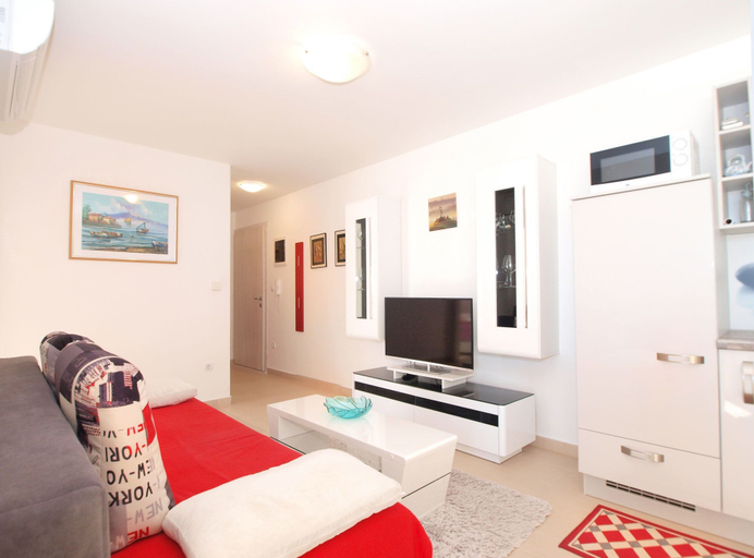 Others 5, Apartment 1507, Fažana