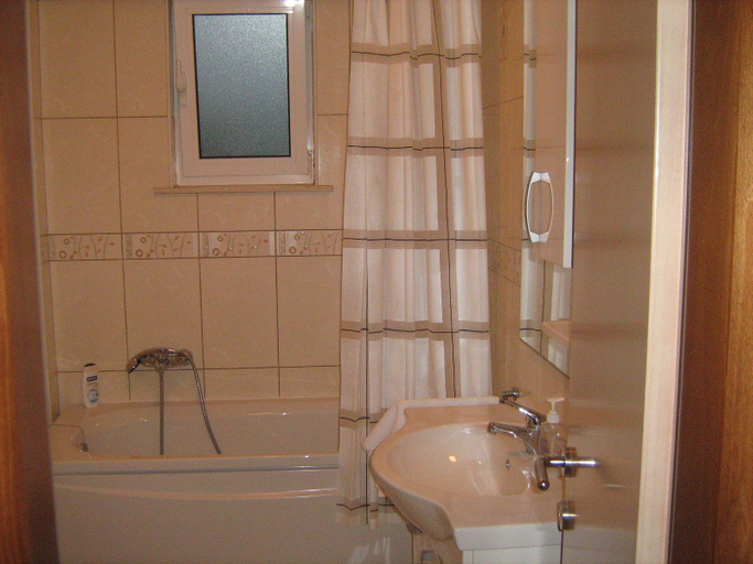 Bathroom 4, Apartments Soso