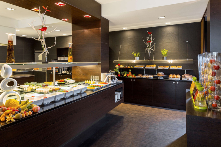Food & Drinks 5, NH Danube City, Wien