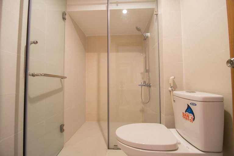 Bathroom 3, RedDoorz Plus near SECC D7, District 7