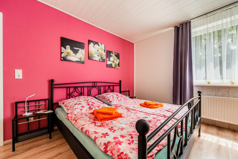 Bedroom 2, Ferienwohnungen Hafermarkt, Goslar
