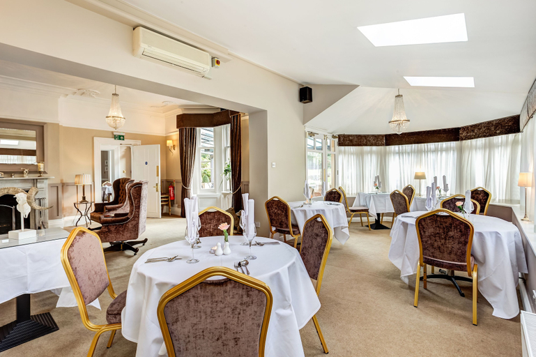 Food & Drinks 5, The Alexandra Court Hotel, Cheshire East
