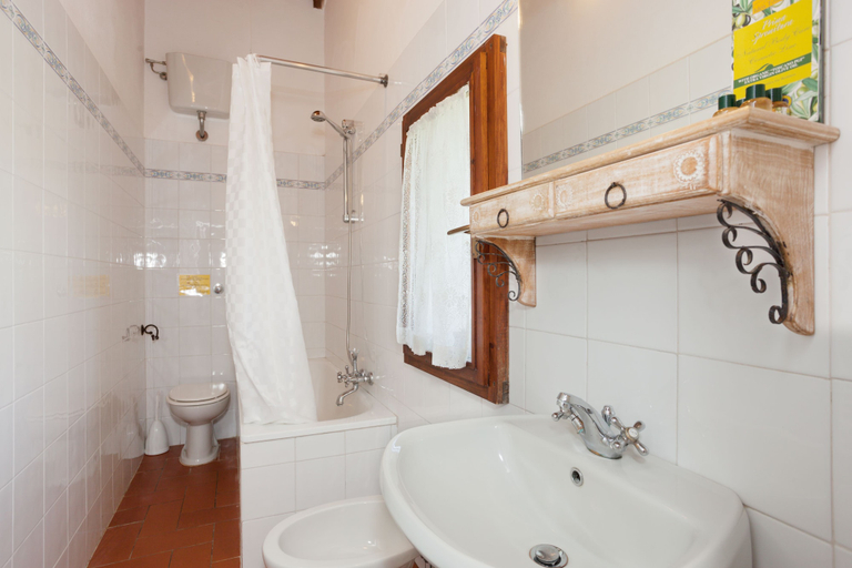 Bathroom 4, Agriturismo Poggiopiano, Florence