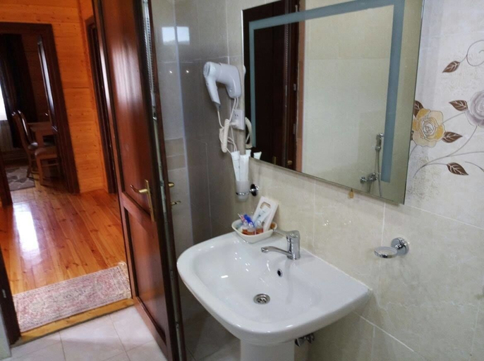 Bathroom 3, Park Qusar Resort, Quba