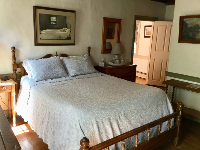 Bedroom 3, Governor's Bed and Breakfast, Sussex
