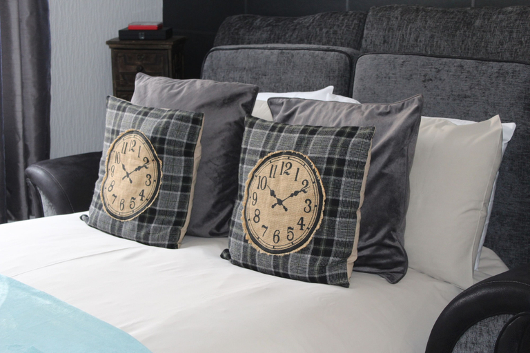 Bedroom 2, Pitfaranne Guest House, Highland