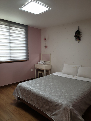Bedroom 3, Damyang Meta Pension, Damyang