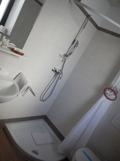 Bathroom 3, Garnì Villa Betty, Bolzano