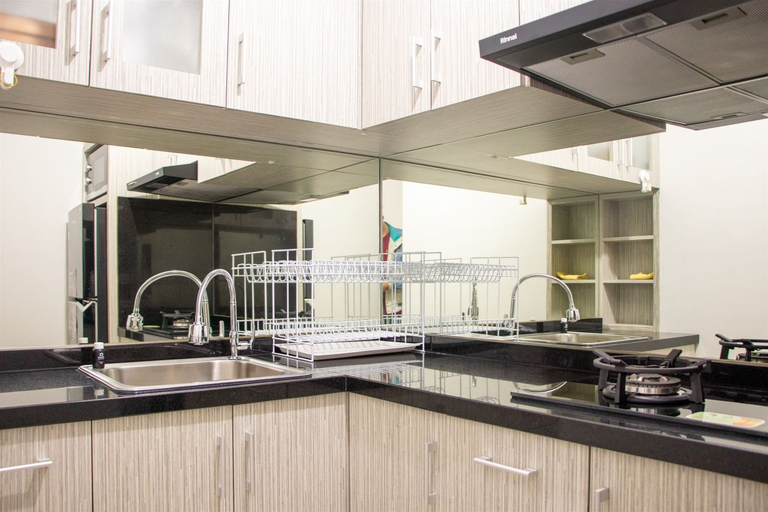 Others 2, Spacious and Nice 3BR at Transpark Cibubur Apartment By Travelio, Depok