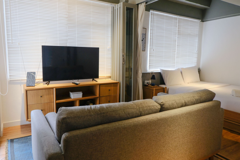Others 2, Studio with Private Living Room at Jarrdin Cihampelas Apartment By Travelio, Bandung
