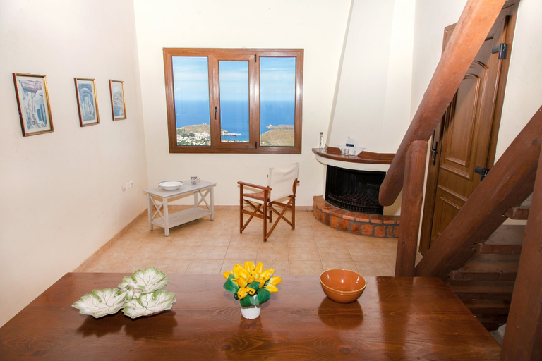 Others 5, Villa Karthea III, South Aegean