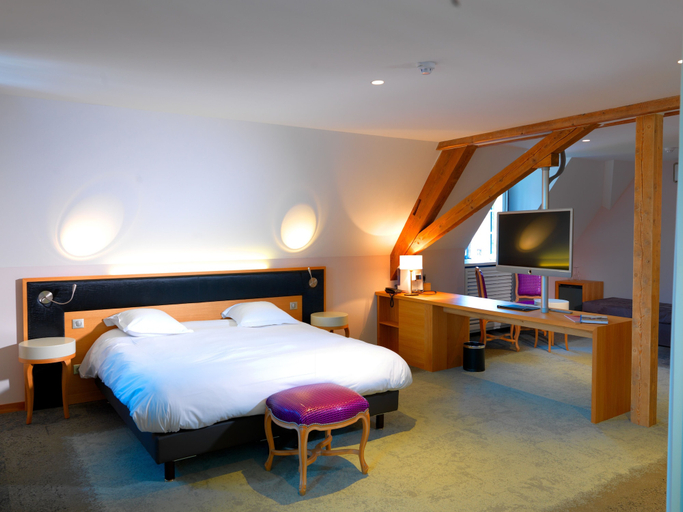 Bedroom 3, Hotel Restaurant SPA Cheval Blanc Lembach, Bas-Rhin